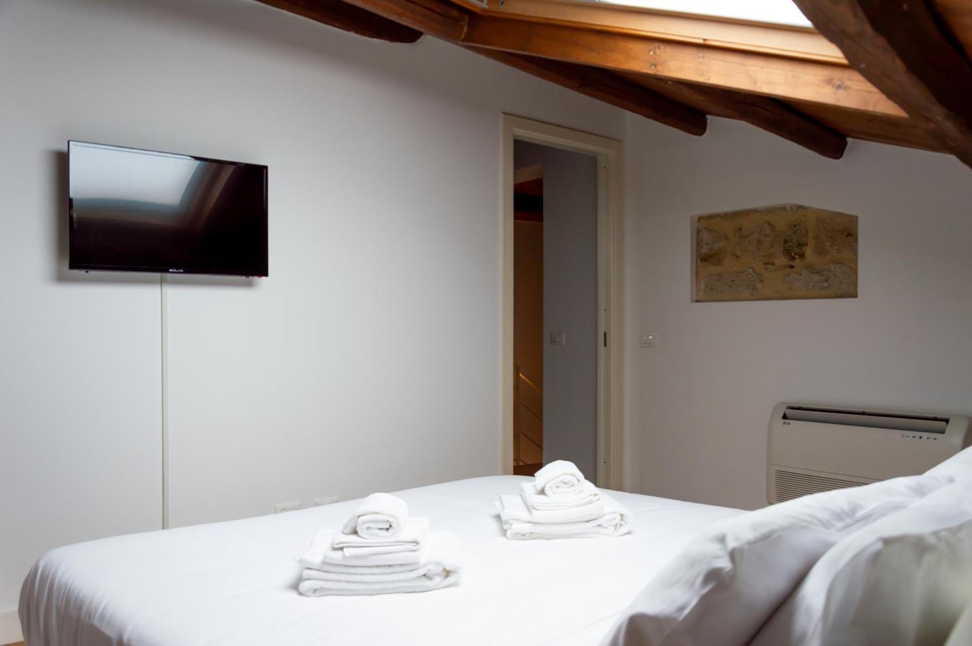 Vittorio Emanuele Suite Apartment Palermo Buitenkant foto